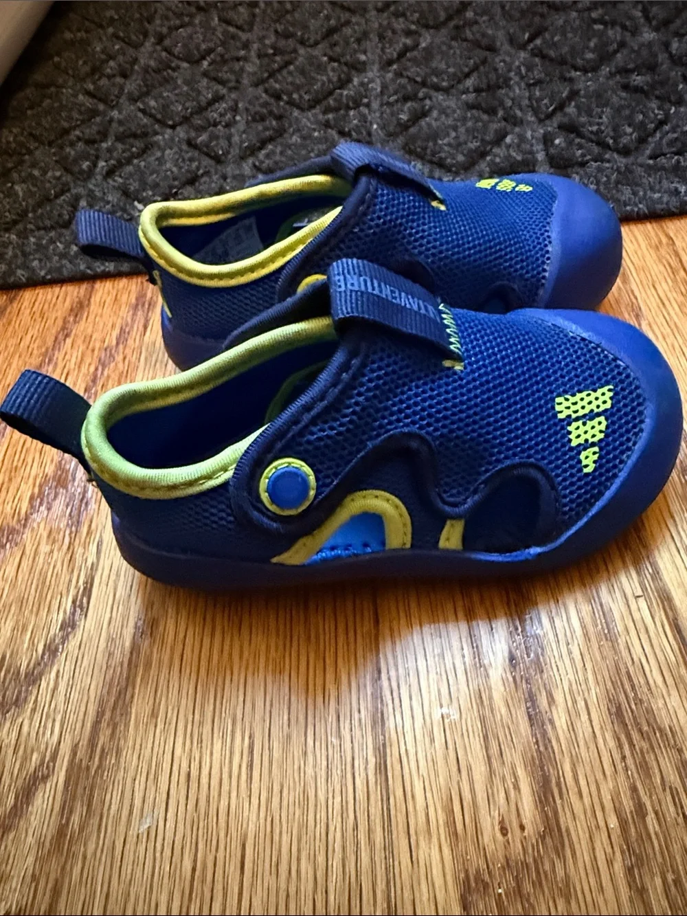 Adidas Water Shoes Size 5 Toddler